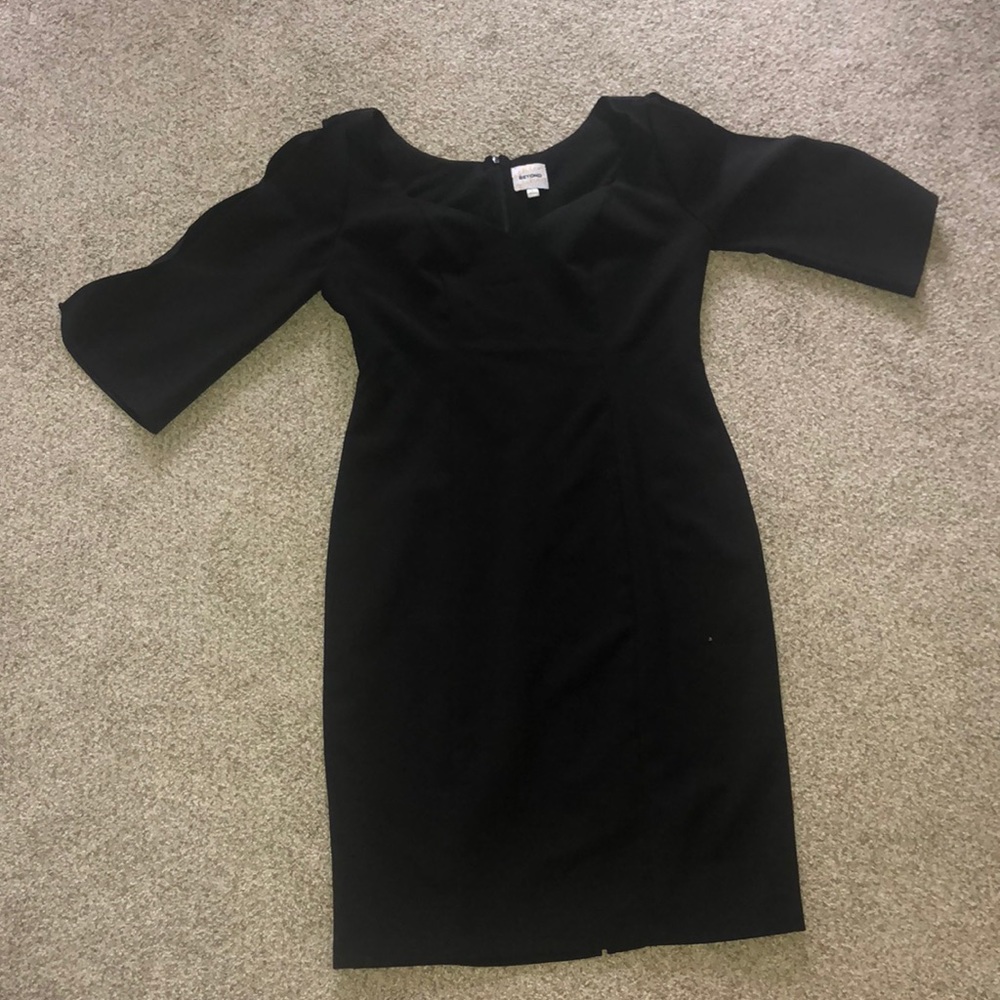 Black curve loving dress